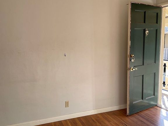 3rd image of 1813 N St APT 12