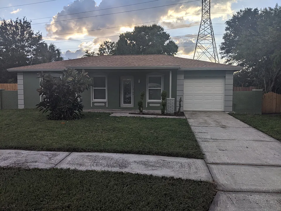 8510 Gold Ridge Cir