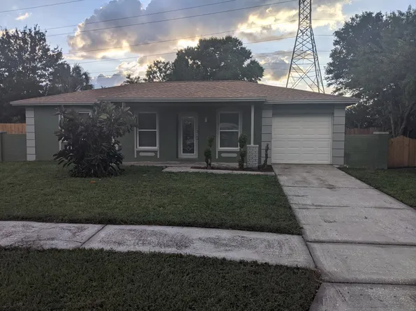 8510 Gold Ridge Cir, Tampa, FL 33619
