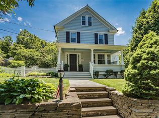 26 Oakland St, Huntington, NY 11743