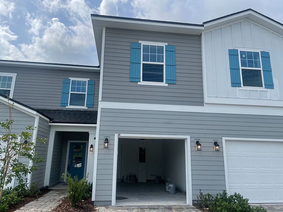 1st image of 40 Pinebury Ln