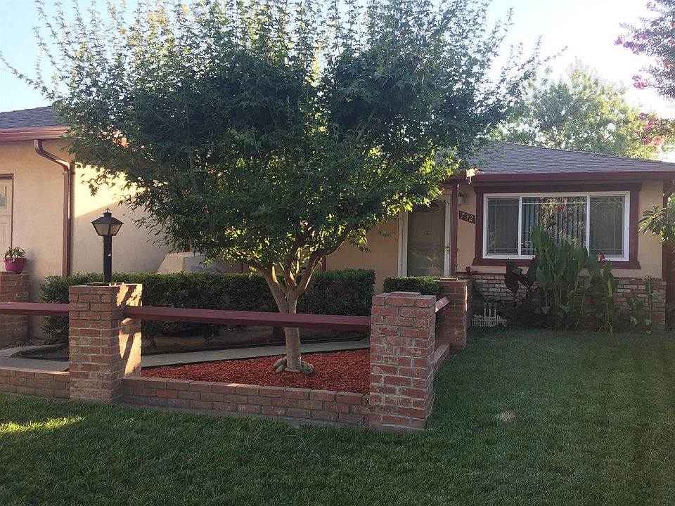 1st image of 732 Cloverland Way