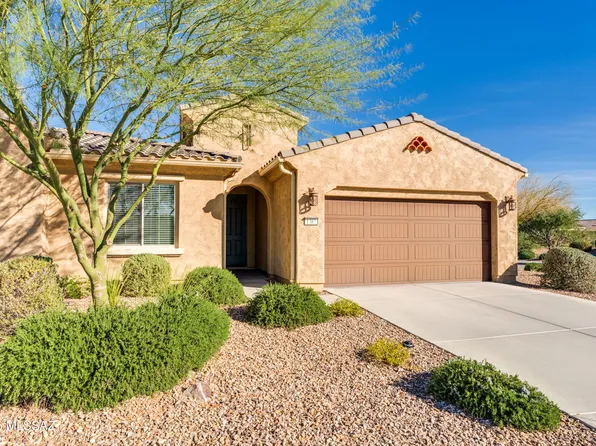 1387 E Basalt Dr, Green Valley, AZ 85614