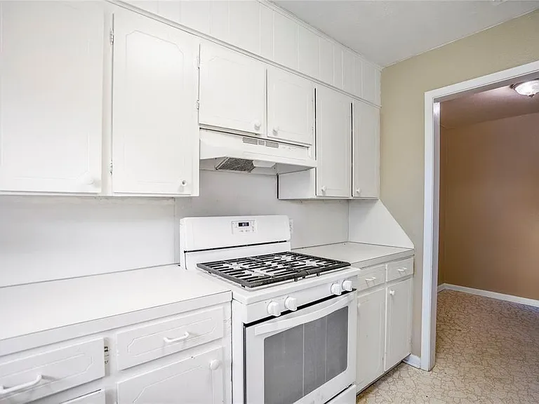 3534 Midwest Dr #B — Photo 12