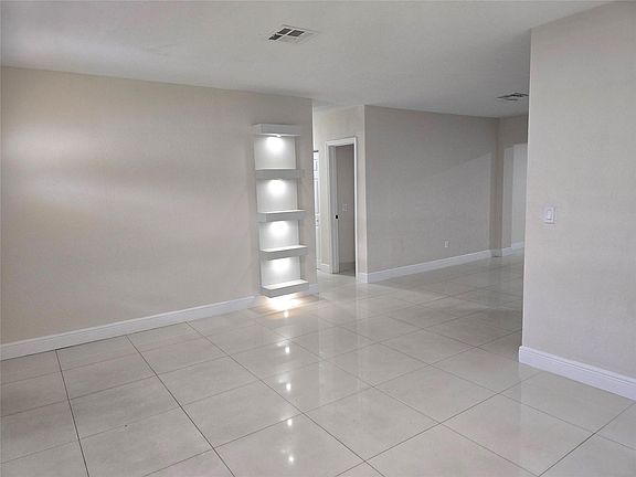4th image of 18422 NW 42nd Court