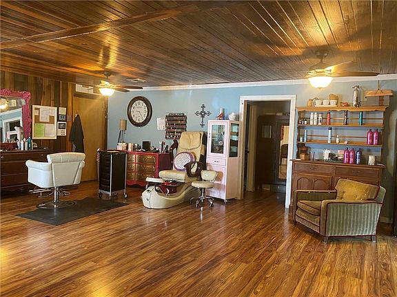 4th image of 645 Kingsland Dr