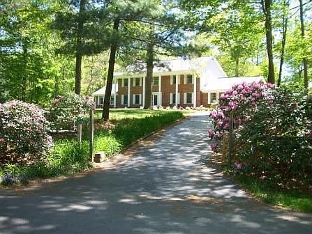Driveway to House