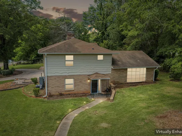 225 Cart Dr, Spartanburg, SC 29307