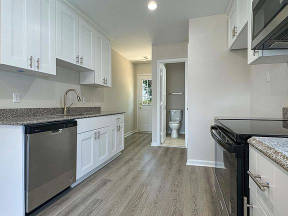 2nd image of 2503 Gosnold Ave