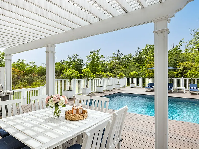641 Little Bird Rd — Photo 17