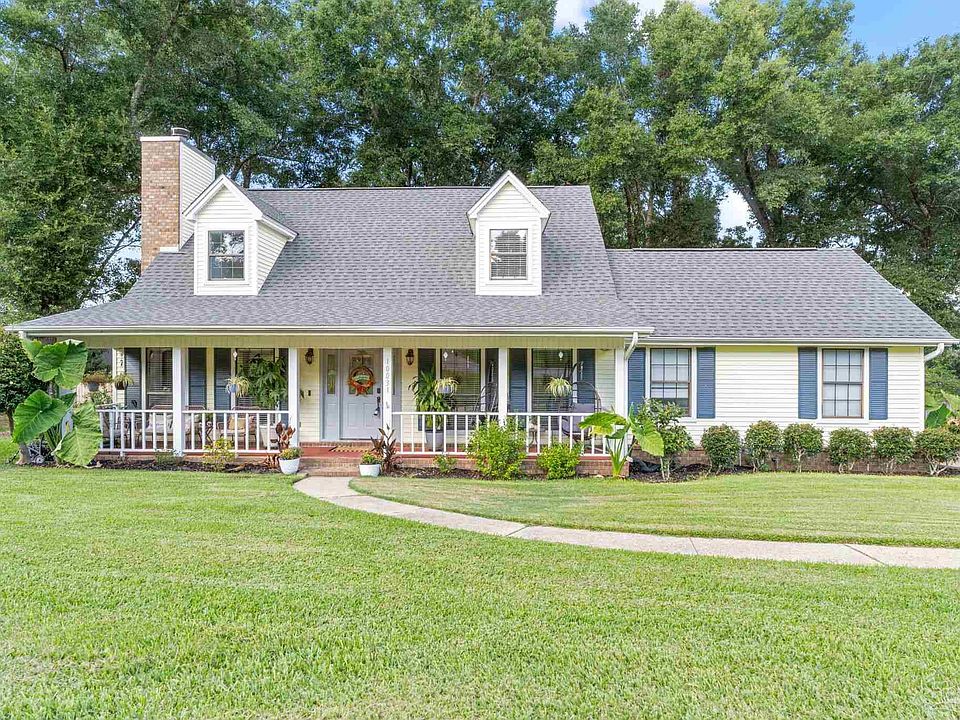1st image of 10031 Hollowbrook Dr