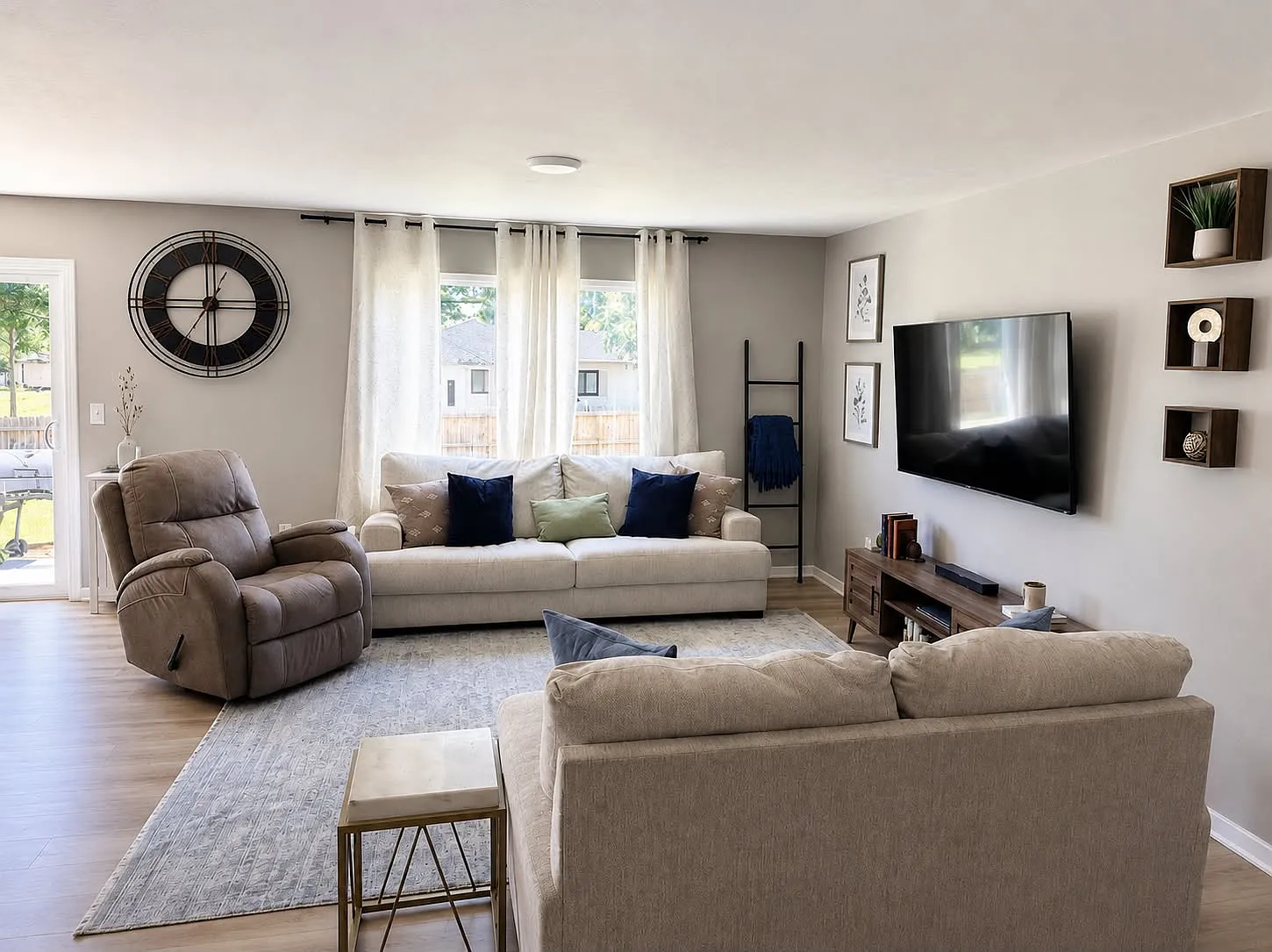 3 bed, 1557 sqft, $1,800 — Photo 4