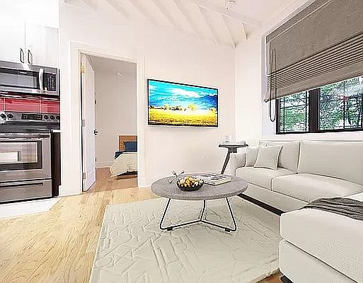 2nd image of 936 De Kalb Ave #202