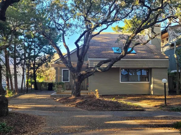 104 Live Oak Drive, Wrightsville Beach, NC 28480