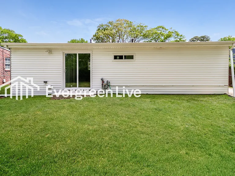1911 Zinzer Rd — Photo 14