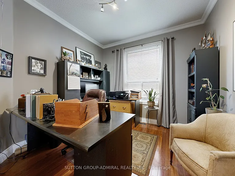32 Stephanie Ln #UPPER — Photo 12