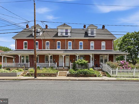 2nd image of 42 W Hamlin Ave