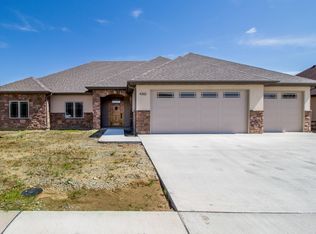 4302 Silver Valley Dr, Columbia, MO 65203