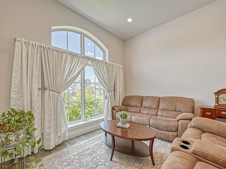 2337 Mayfield Trail Ct — Photo 3