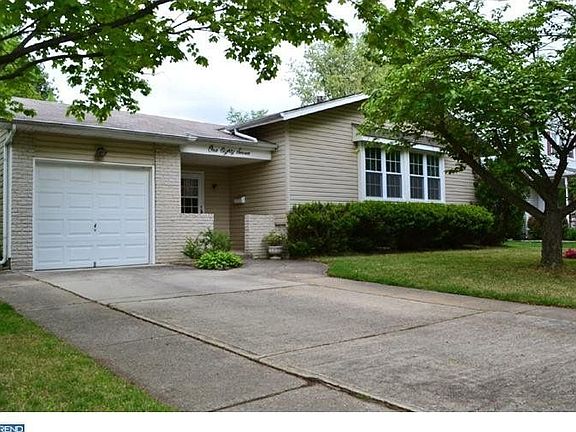 For Sale: 187 Canterbury Rd., Mount Laurel, NJ 08054