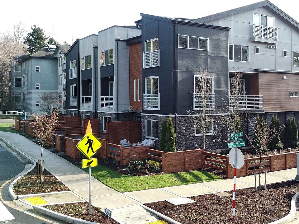 1st image of 7992 170th Avenue NE