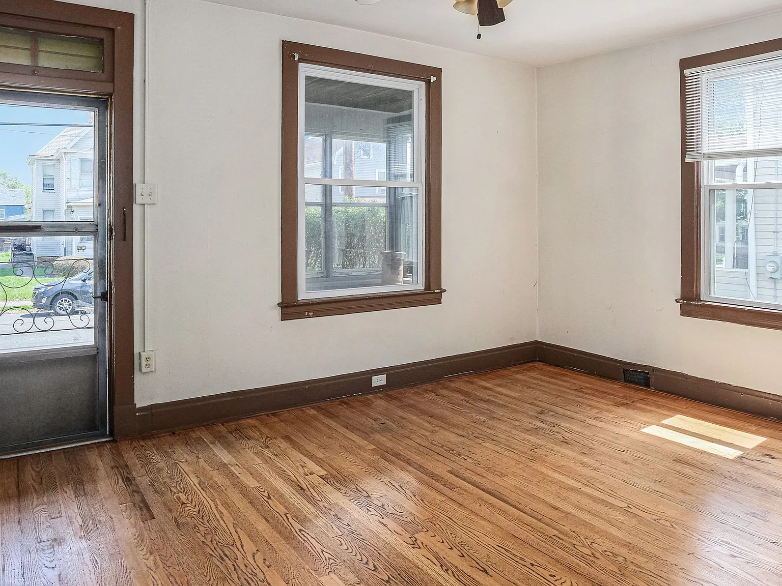 2 bed, 1136 sqft, $1,200 — Photo 4