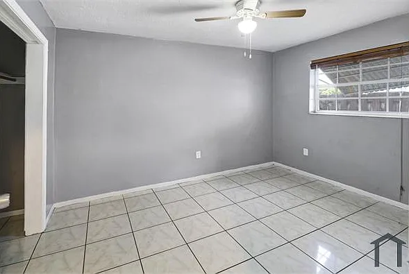 8341 NW 25th St — Photo 5