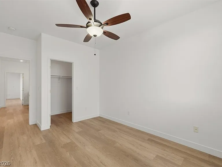 8604 Splendid Leaf Ct — Photo 21
