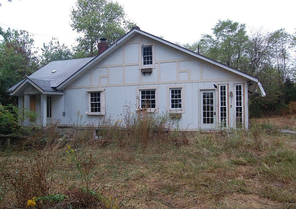 A must see, looks can be deceiving!