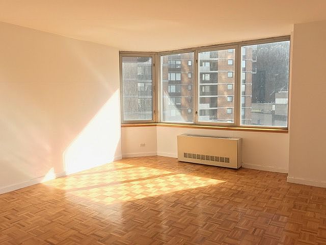 1st image of 500 W 43rd St APT 6E