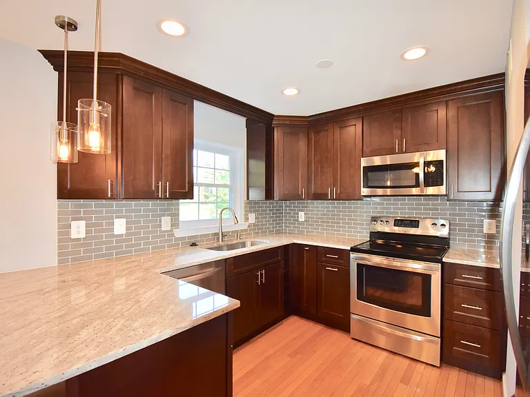 2430 Windbreak Dr — Photo 5