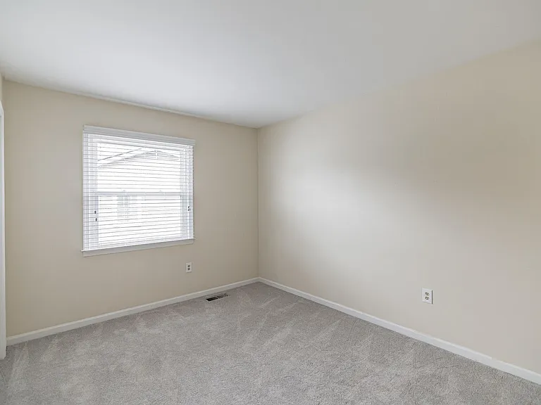 8904 Spur Rd — Photo 21