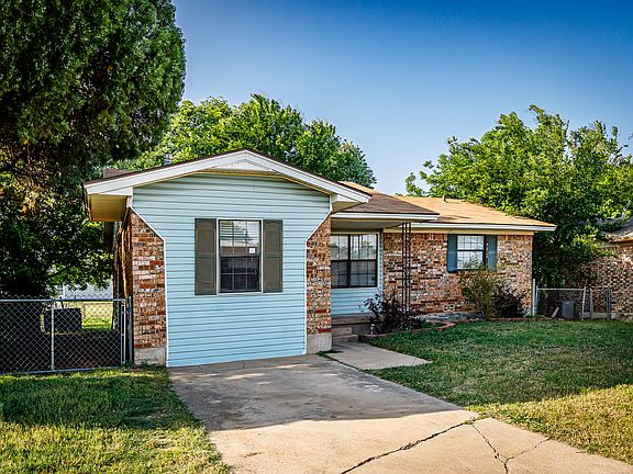 3rd image of 6437 NW Compass Dr