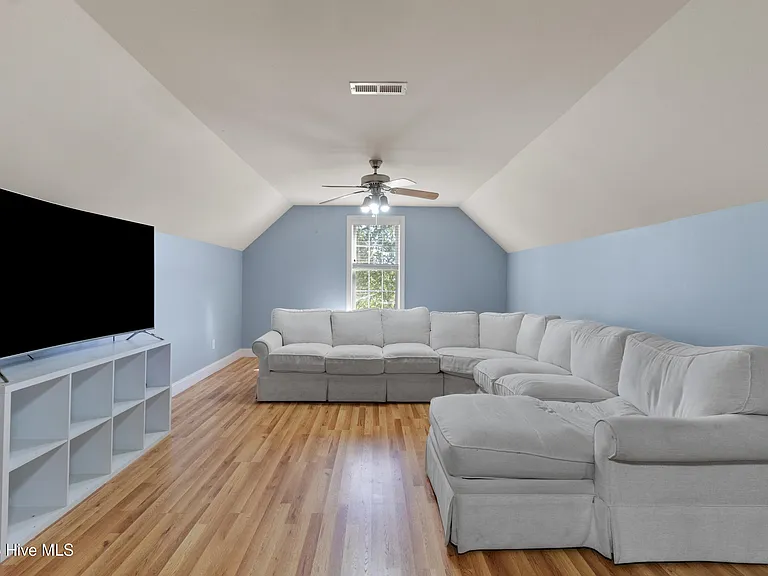 103 Arabian Cir — Photo 45