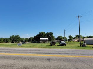 512 N 1st St, Ringling, OK 73456