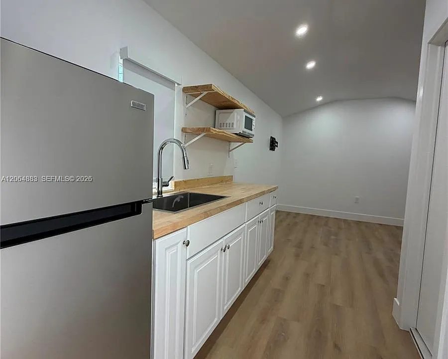 1400 SW 29th Ave #2