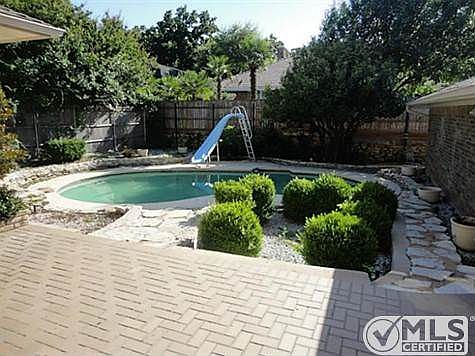 2nd image of 2706 Monarch Dr
