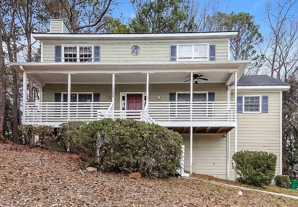 1st image of 1062 Leslie Pl