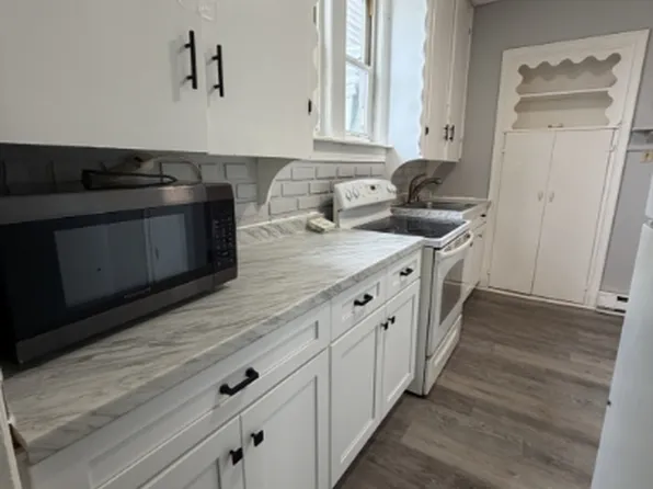 569 West Philadelphia Street - Rear