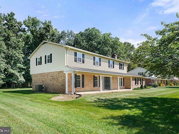 5th image of 116 Loretta Ln