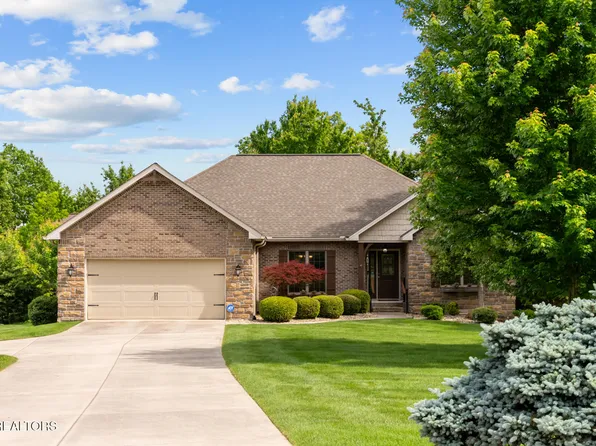 25 Hemlock Ct, Crossville, TN 38558