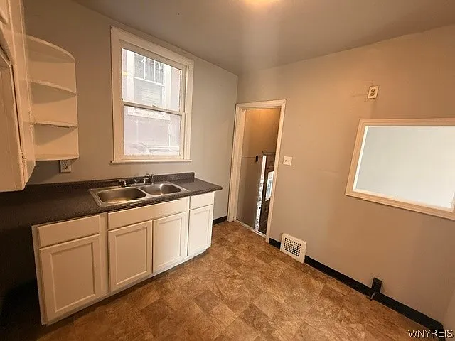2020 Forest Ave — Photo 15