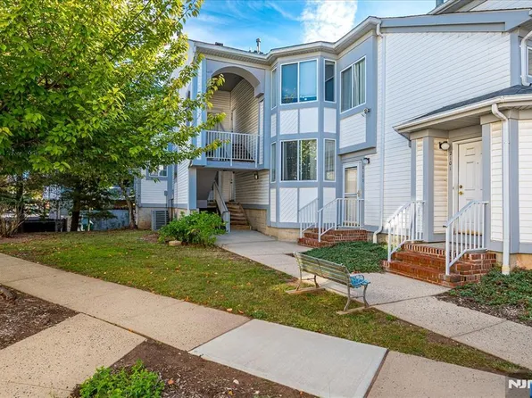 2102 Amanda Ct #2102, Piscataway, NJ 08854