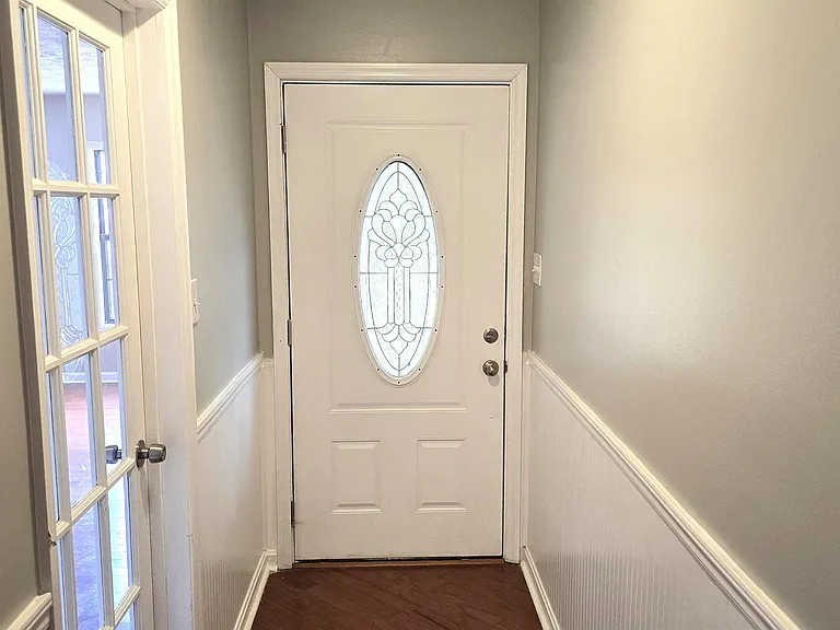 102 Buckskin Dr — Photo 4