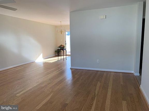 5th image of 14562 Kelmscot Dr #188-A