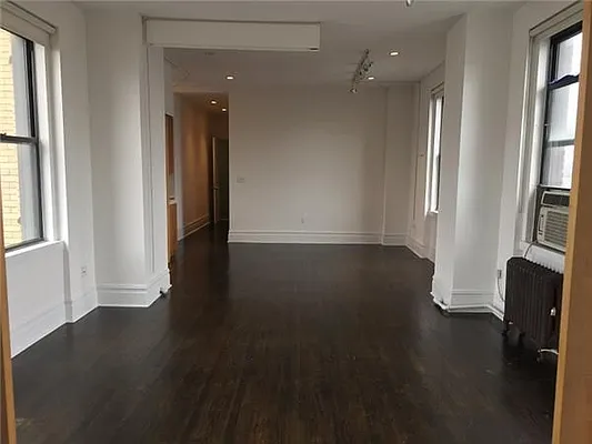 Rented by Triumph Property Group | media 12