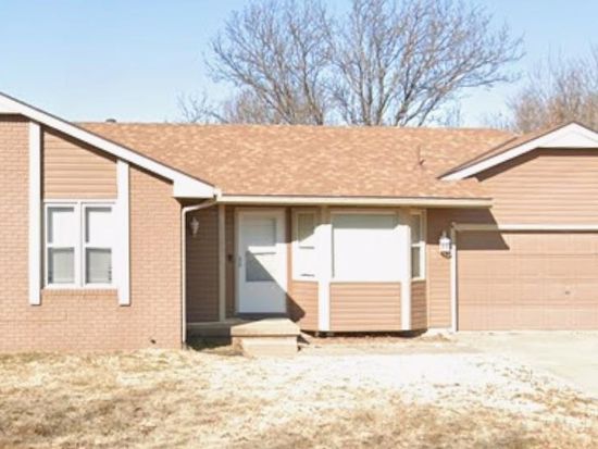 2525 S Dalton St, Wichita, KS 67210