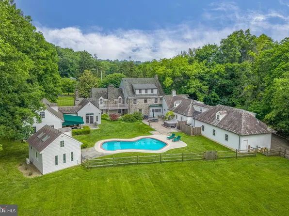 107 E Mill Rd, Flourtown, PA 19031