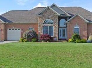 6608 Stonegate Dr, Guilford, IN 47022