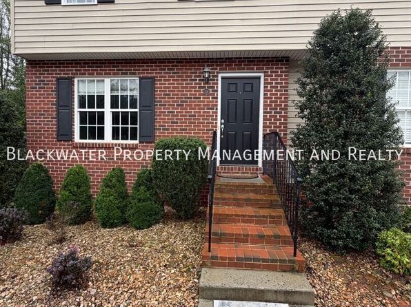 110 Aaron Pl APT 318